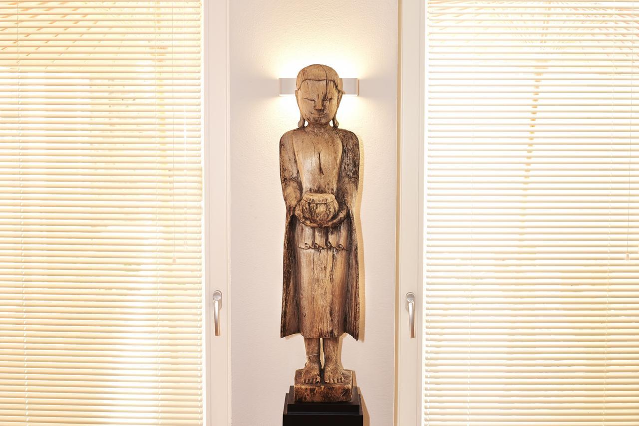 Rothfuss Hotel ヴァイゼンハイム・アム・ベルク エクステリア 写真